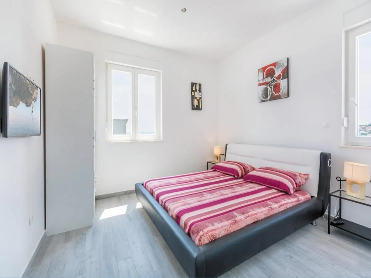 Holiday Home Blue Dreams Okrug Gornji 0*,  Kroatien
