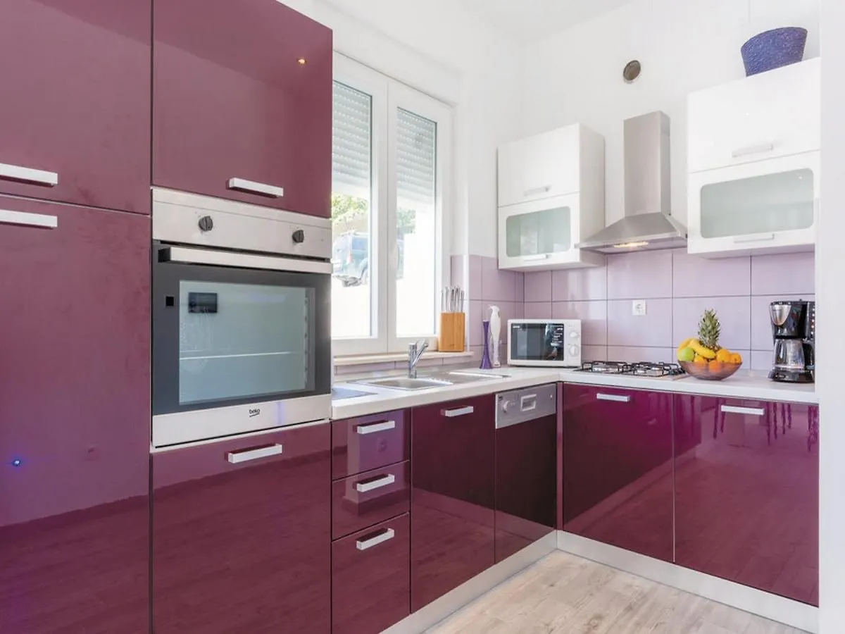 Apartment Holiday Home Blue Dreams Okrug Gornji Croatia